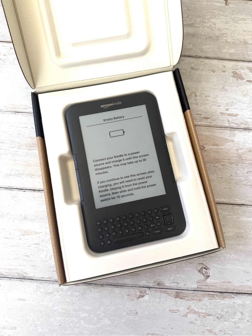 Brand NEW! Amazon Kindle New in the Box Charger Included